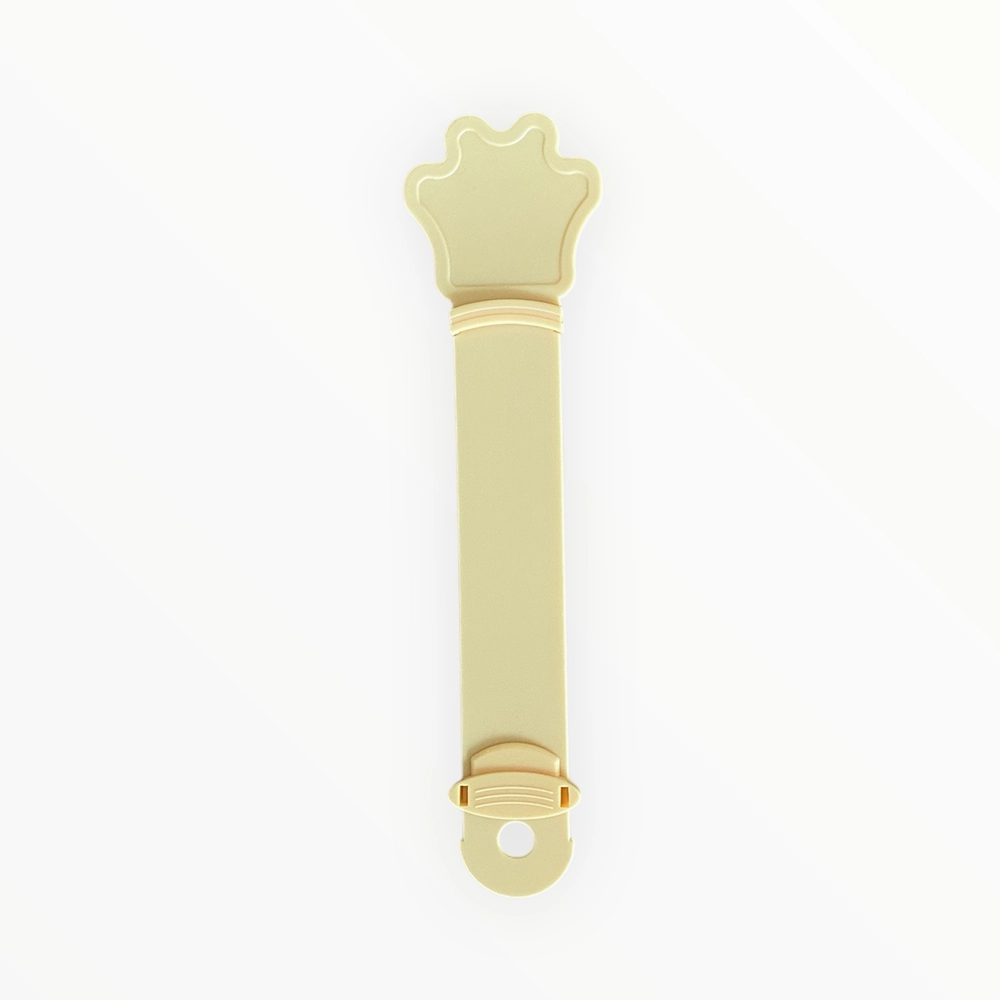 Talking Dog Club Wet Treat Dispenser Feeding Spoon for Dogs and Cats (Pale Yellow)